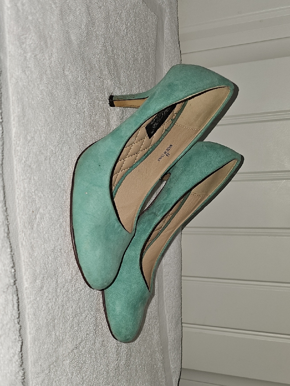 Women’s Teal Suede Pump - Classic High Heel